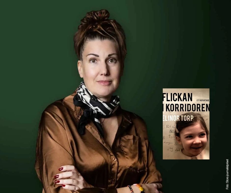 Elinor Torp med infällt bokomslag av Flickan i korridoren